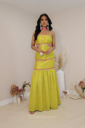 Modern and chic mermaid drop waist dress for pre or post Indian or fusion inter cultural weddings. Just like Shanti Priya in Om Shanti Om, embrace your inner goddess and step into the spotlight with confidence, for in this ensemble, you are not just a women, but a vision - a dream incarnate - a dream-girl.