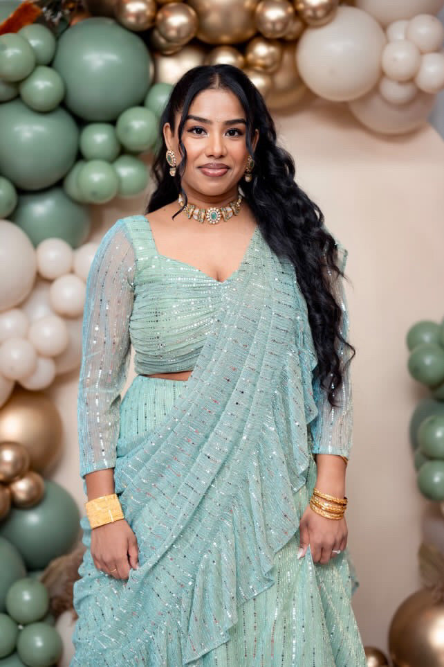 POSE QUEEN RUFFLE SAREE SILHOUETTE