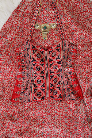 Close-up of geometric ajrakh screen print on gajji silk — Mastani top from the Bahar Gharara Set by Dee Kapadiya