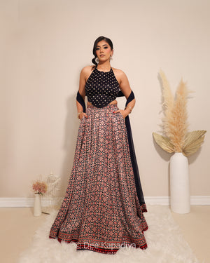 Deep side pockets on Gehna Lehenga in geometric ajrakh print gajji silk — Dee Kapadiya Rooted in Ajrakh Vol. I Sukoon